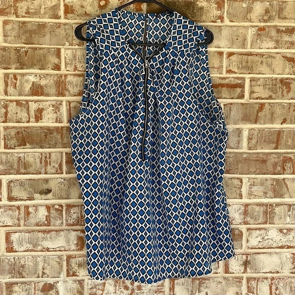 Unique Spectrum Blue Geometric Zipper Sleeveless Blouse - Picture 1 of 10